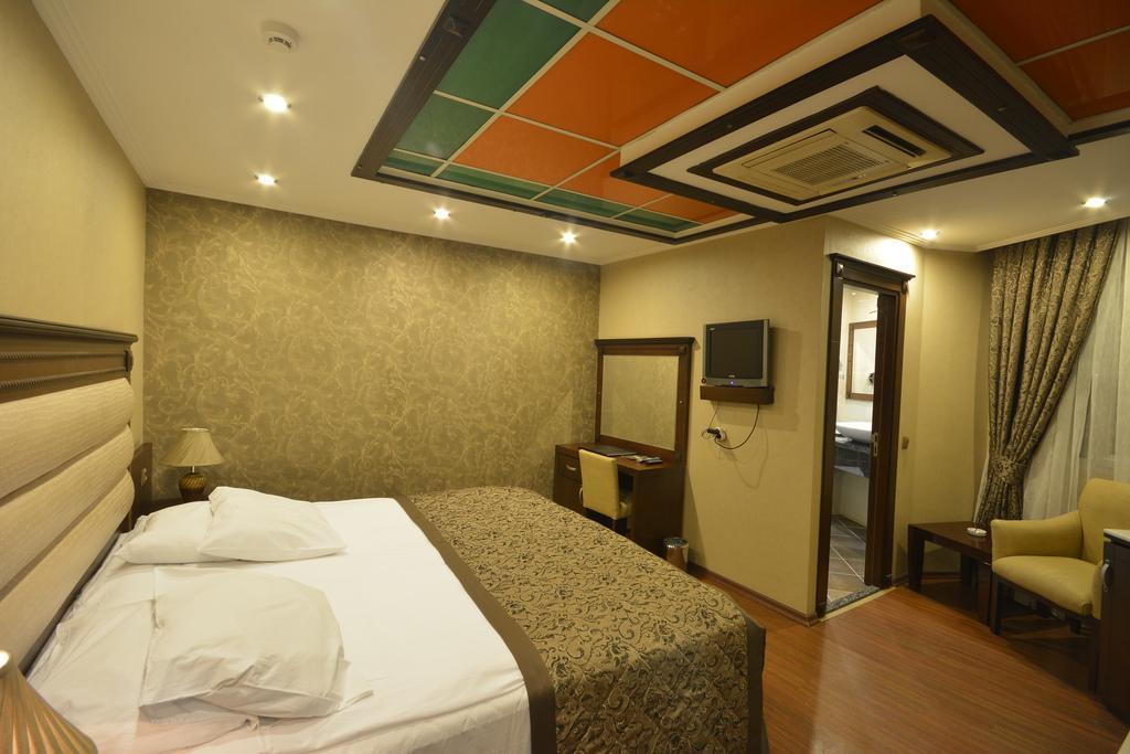 Cukurova Park Hotel Adana Esterno foto