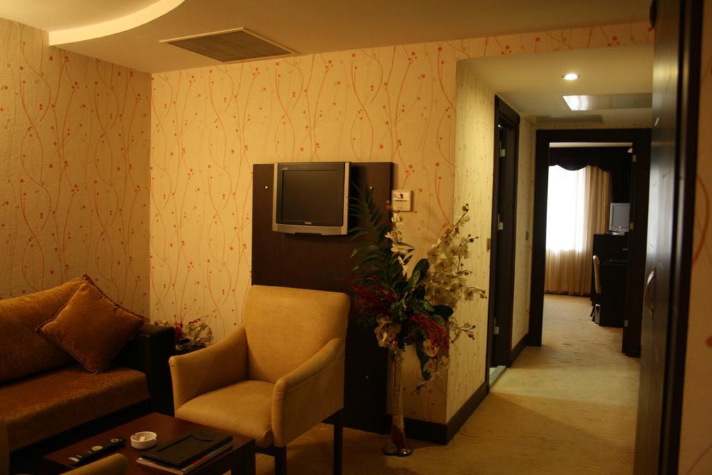 Cukurova Park Hotel Adana Esterno foto